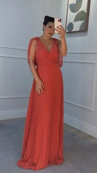 Vestido Longo Decote V Soraya Recorte Vazado Posterior Com Amarração