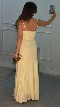 Vestido Longo Tulê Aurora Decote Em U Detalhe De Babadinho