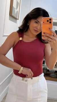 Blusa Com Bojo Canelada Heloize Detalhe Fivela Dourada Na Alça