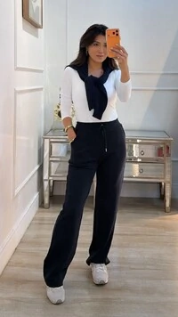 Calça Pantalona Moletinho Vanessa Pala Com Amarração