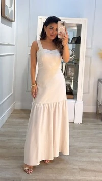 Vestido Longo Fio De Brilho Pietra Decote Coração