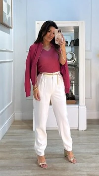 Blusa Tricot Nervuras Ellie Decote V E Mangas Curtas