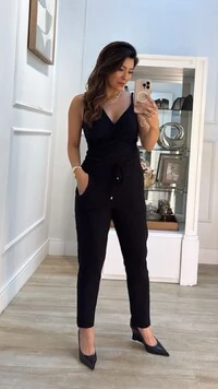 Calça Skinny Texturizada Belinda Amarração Com Detalhes Prata