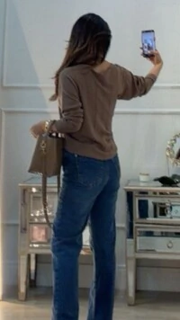 Blusa Tricot Gola Canoa Valéria Detalhe De Entremeios Na Vertical