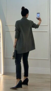 Cardigan Tricot Melina Detalhe Canelado E Bolsos Quadrados