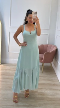 Vestido Longo Crepe Recorte V Daiana Barrado Assimétrico