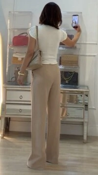 Blusa Tricot Com Entremeios Gola Alta Sandy Punhos E Barrado Ondulados