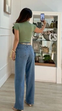 Blusa Tricot Com Entremeios Gola Alta Sandy Punhos E Barrado Ondulados