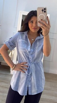 Camisa Alongada Listras Em Nervuras Texturizadas Carol Puxador Regulável Na Cintura