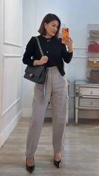 Cardigan Curto Tricot Luana Botões Amadeirados