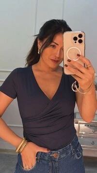 Blusa Cachequer Suplex Mangas Curtas Renata Decote V