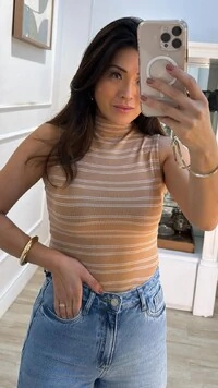 Blusa Regata Cavada Listrada Flavia Gola Média