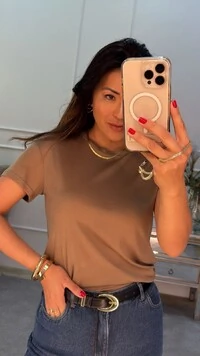 Blusa Básica Nana Gola Careca E Mangas Curtas