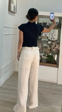 Blusa Tricot Com Entremeios Gola Alta Sandy Punhos E Barrado Ondulados