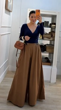 Blusa De Malha Decote V Transpassado Lina Mangas Longas