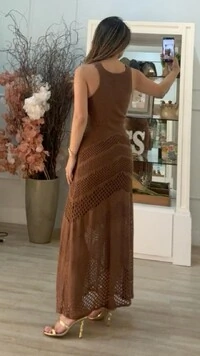 Vestido Longo Tricot Decote V Lorena Com Entremeios