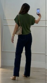 Blusa Tricot Ampla Giulia Gola Alta Enrolado