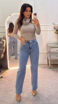 Blusa Tricot Gola Rolê Mia Nervuras Onduladas Frontais
