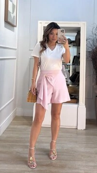 Shorts Alfaiataria Leticia Faixa Fixa Transpassada Com Fivela Dourada