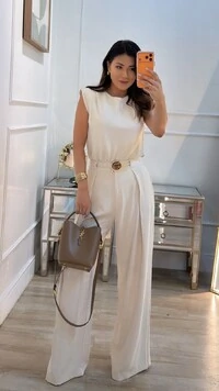 Calça Pantalona Alfaiataria Eleonor Cinto Com Detalhe De Pedra Quartzo