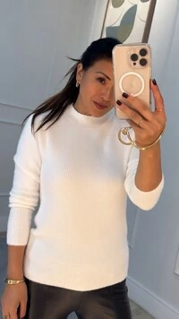 Blusa Tricot Fuzzy Amora Com Texturas Onduladas