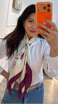 Lenço Acetinado Estampa Floral