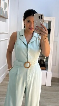 Macacão Pantalona Frente Única Simone Cinto Redondo Detalhado