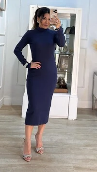 Vestido Midi Ribana Gola Alta Nicole Mangas Longas