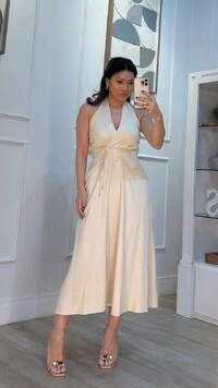 Vestido Midi Frente Única Agatha Bolsos Frontais