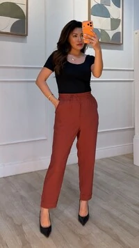 Blusa Suplex Decote Em U Brooke Mangas Curtas