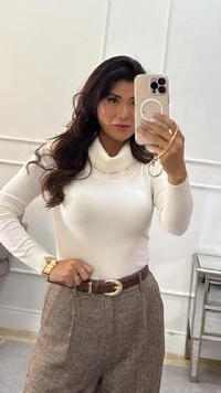 Blusa Tricot Anahí Gola Rolê