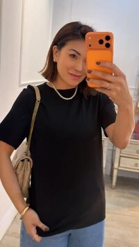 Blusa De Malha Básica Suellen Mangas Curtas