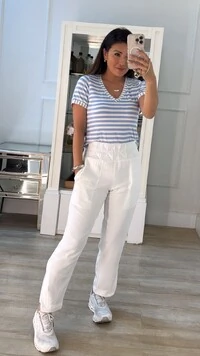 Blusa Malha Listrada Bianca Decote V