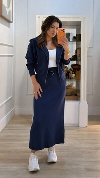 Conjunto Moletom Vivian Blusa Com Capuz E Saia Midi