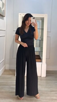 Calça Pantalona Plissada Brooke Pala Larga Com Elástico