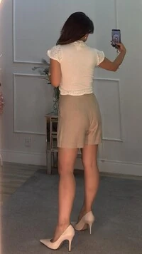 Blusa Tricot Com Entremeios Gola Alta Sandy Punhos E Barrado Ondulados