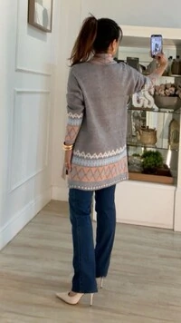 Maxi Cardigan Pillar Com Detalhes Estampados
