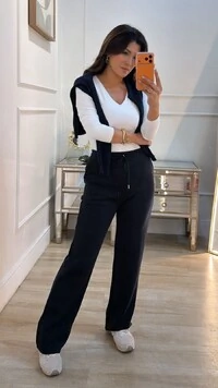 Calça Pantalona Moletinho Vanessa Pala Com Amarração