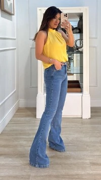 Blusa Regata Crepe Cava Americana Vivian Gola Detalhe Ondulada