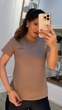 Blusa Básica Tania Bolso Fake Único