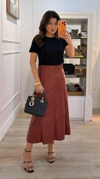 Blusa Malha Amanda Mangas Curtas com Nervuras em Relevo