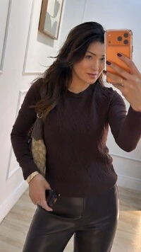 Blusa Tricot Luana Losangos Em Relevo E Trançados Frontais