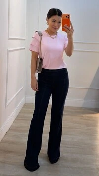 Blusa De Malha Noemi Mangas 3/4 Com Recortes