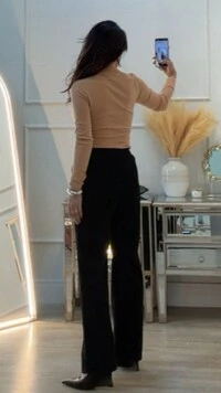 Blusa Gola Rolê Alice Detalhes Canelados