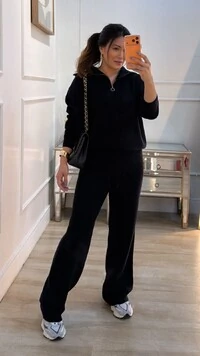 Suéter Tricot Gola Alta Com Zíper Prata Carol Faixa Nas Mangas E Ombros