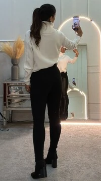 Calça Skinny Yasmin Com Detalhe Lateral De Couro Eco
