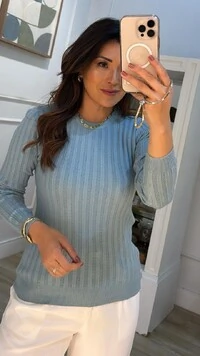 Blusa Tricot Flora Canelados Largos E Detalhes Texturizados