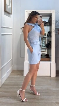 Blusa Cropped Alfaiataria Megan Manga Única Bordada