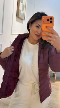 Casaco Nylon Capuz Removível Yasmin Forro De Pelinho
