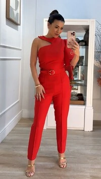 Macacão Alfaiataria Manga Única Vicky Cinto Encapado